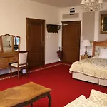 Palac Mortegi & - Restauracja Szlachecka, Spa, Basen, Sauny, Jazda Konna, Mini Zoo - Luksus, Relaks I Przyroda W Jednym! 4* Lubawa