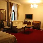Hotel Palac Mortegi & - Restauracja Szlachecka, Spa, Basen, Sauny, Jazda Konna, Mini Zoo - Luksus, Relaks I Przyroda W Jednym! Lubawa