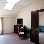 Palac Mortegi & - Restauracja Szlachecka, Spa, Basen, Sauny, Jazda Konna, Mini Zoo - Luksus, Relaks I Przyroda W Jednym! Hotel 4*