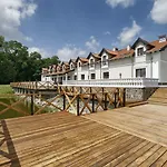 Palac Mortegi & - Restauracja Szlachecka, Spa, Basen, Sauny, Jazda Konna, Mini Zoo - Luksus, Relaks I Przyroda W Jednym! 4* Lubawa