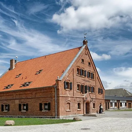 Palac Mortegi & Spa- Restauracja Szlachecka, Spa, Basen, Sauny, Jazda Konna, Mini Zoo- Luksus, Relaks I Przyroda W Jednym! 4* Lubawa