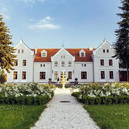Hotell Palac Mortegi & Spa- Restauracja Szlachecka, Spa, Basen, Sauny, Jazda Konna, Mini Zoo- Luksus, Relaks I Przyroda W Jednym! 4*