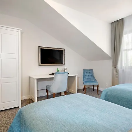 Palac Mortegi & Spa- Restauracja Szlachecka, Spa, Basen, Sauny, Jazda Konna, Mini Zoo- Luksus, Relaks I Przyroda W Jednym!
