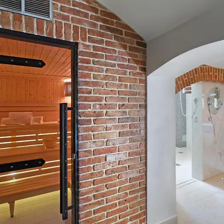 Palac Mortegi & Spa- Restauracja Szlachecka, Spa, Basen, Sauny, Jazda Konna, Mini Zoo- Luksus, Relaks I Przyroda W Jednym! 4* Lubawa