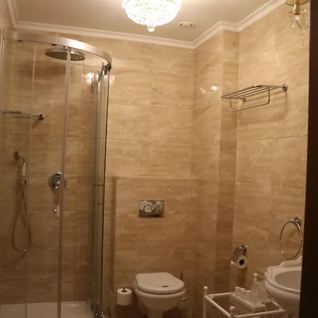 Palac Mortegi & - Restauracja Szlachecka, Spa, Basen, Sauny, Jazda Konna, Mini Zoo - Luksus, Relaks I Przyroda W Jednym! Hotell