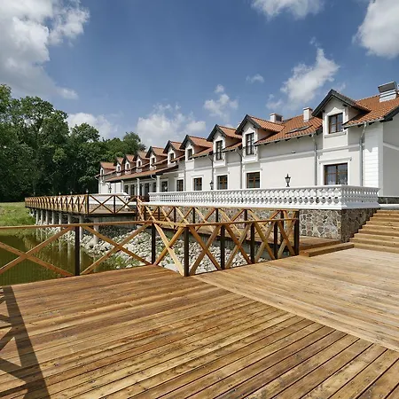Palac Mortegi & - Restauracja Szlachecka, Spa, Basen, Sauny, Jazda Konna, Mini Zoo - Luksus, Relaks I Przyroda W Jednym! 4* Lubawa