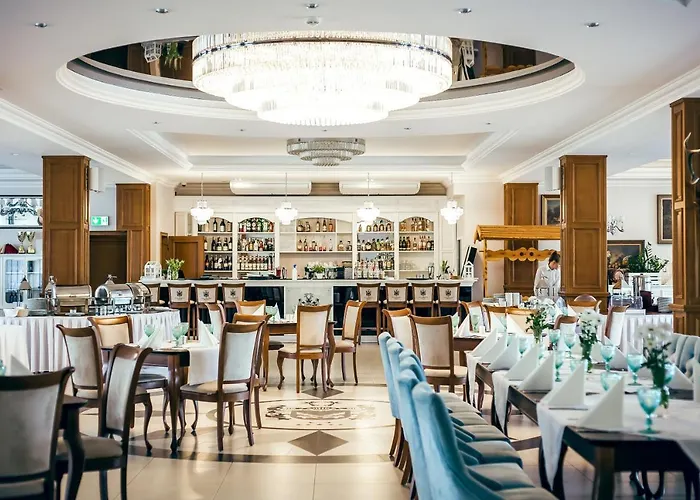 Hotel Palac Mortegi Hotel&spa - W Ferie Zimowe Dwojka Dzieci Do Lat 12 W Cenie Pobytu!!! 4*