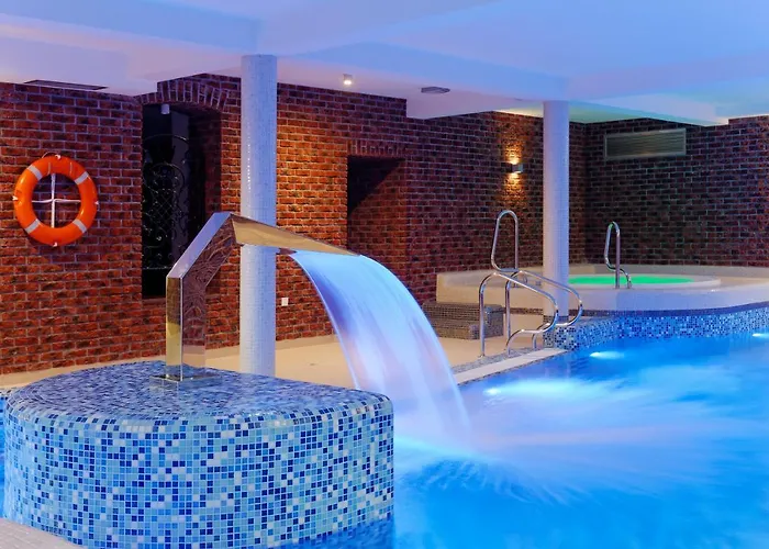 Palac Mortegi Hotel&spa - W Ferie Zimowe Dwojka Dzieci Do Lat 12 W Cenie Pobytu!!! Hotel Lubawa